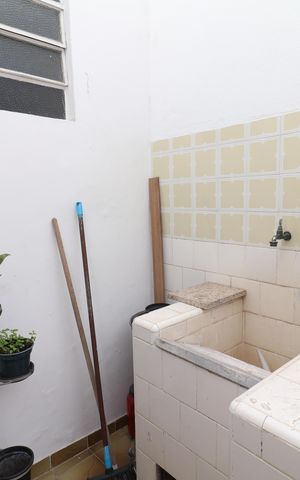 Casa à venda com 400m², 4 quartos e 2 vagasÁrea de Serviço