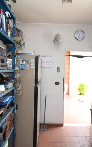 Casa à venda com 400m², 4 quartos e 2 vagasQuarto de Serviço