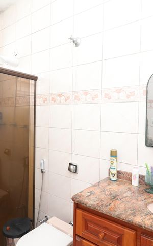 Casa à venda com 400m², 4 quartos e 2 vagasBanheiro da Suíte 1