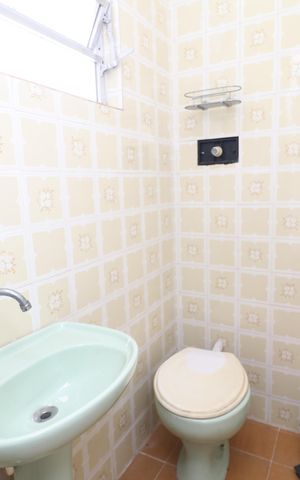 Casa à venda com 400m², 4 quartos e 2 vagasBanheiro da Suíte de hospedes