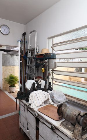 Casa à venda com 400m², 4 quartos e 2 vagasQuarto de Serviço