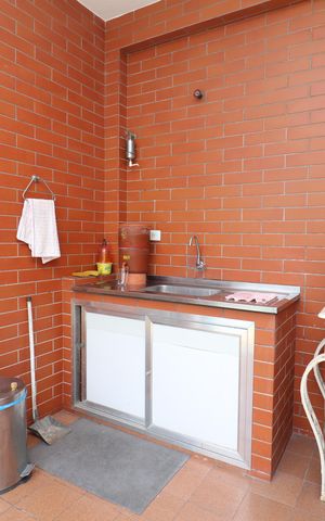 Casa à venda com 400m², 4 quartos e 2 vagasÁrea externa