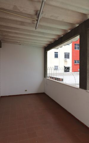 Casa à venda com 400m², 4 quartos e 2 vagasVaranda 3