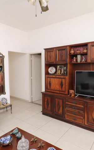 Casa à venda com 400m², 4 quartos e 2 vagasSala