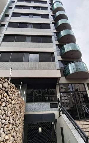 Apartamento à venda com 81m², 3 quartos e 1 vaga