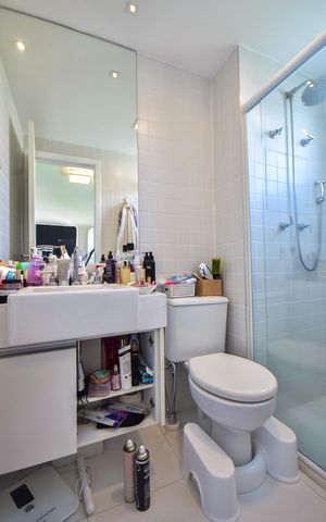 Apartamento à venda com 141m², 3 quartos e 2 vagasBanheiro Suíte 1