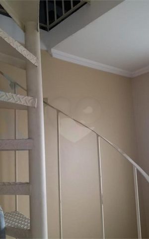 Casa à venda com 156m², 3 quartos e 4 vagas