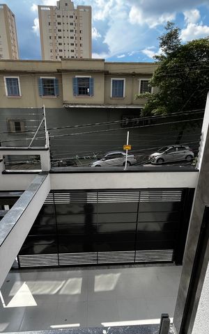 Casa à venda com 140m², 4 quartos e 2 vagas