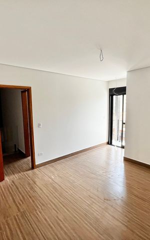 Casa à venda com 140m², 4 quartos e 2 vagas Casa à venda com 140m², 4 quartos e 2 vagasQuarto 3 - Suíte