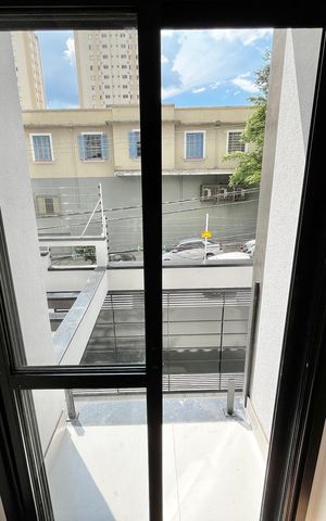 Casa à venda com 140m², 4 quartos e 2 vagas Casa à venda com 140m², 4 quartos e 2 vagasVaranda da Suíte