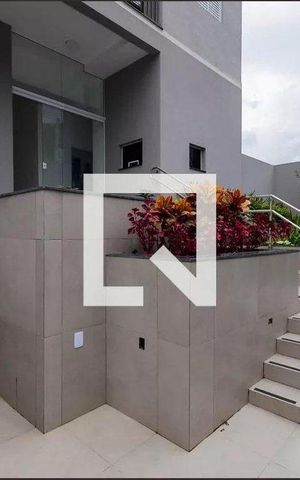 Apartamento à venda com 46m², 2 quartos e 1 vaga Apartamento à venda com 46m², 2 quartos e 1 vagaPortaria