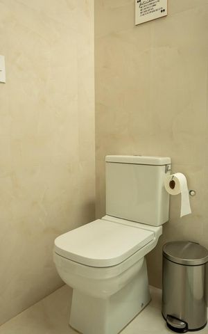 Casa para alugar com 144m², 2 quartos e 2 vagas Casa para alugar com 144m², 2 quartos e 2 vagasBanheiro Social
