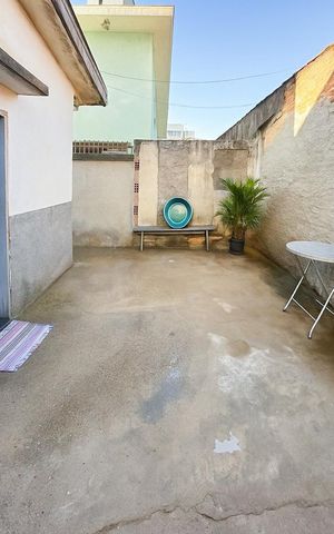 Casa à venda com 400m², 3 quartos e 2 vagasÁrea externa