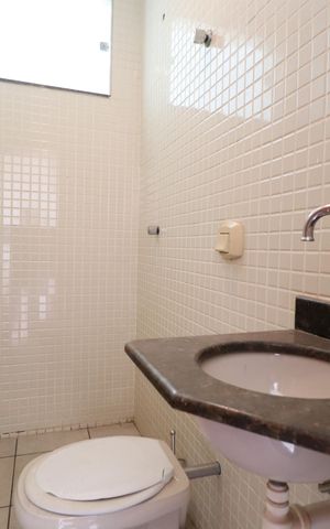 Casa para alugar com 219m², 4 quartos e 3 vagasBanheiro de Serviço