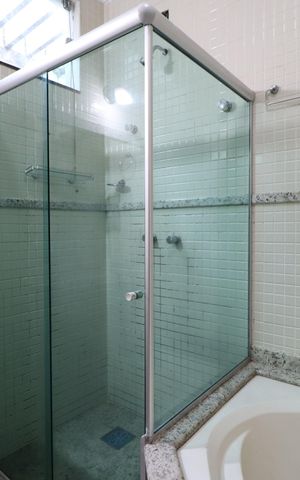 Casa para alugar com 219m², 4 quartos e 3 vagasBanheiro da Suíte 1