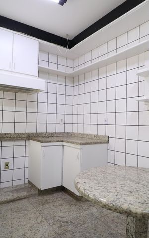 Casa para alugar com 219m², 4 quartos e 3 vagasCozinha