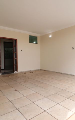 Casa para alugar com 219m², 4 quartos e 3 vagasGaragem