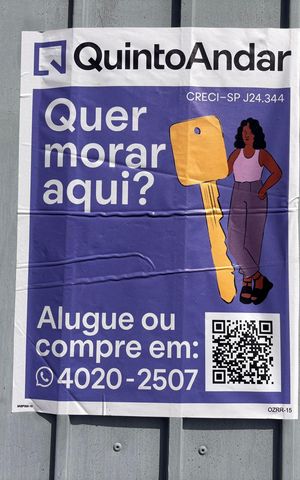 Casa à venda com 320m², 2 quartos e 5 vagas Casa à venda com 320m², 2 quartos e 5 vagasPlaca