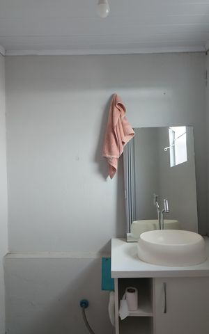 Casa à venda com 180m², 4 quartos e 3 vagasBanheiro da Suíte 2