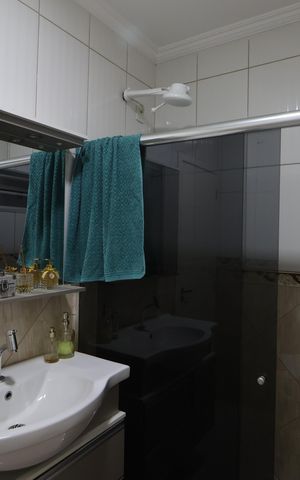 Casa à venda com 180m², 4 quartos e 3 vagasBanheiro
