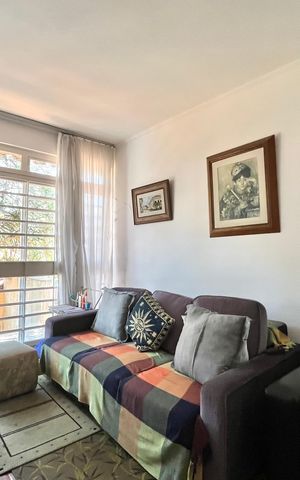 Casa à venda com 600m², 5 quartos e 4 vagas Casa à venda com 600m², 5 quartos e 4 vagasSala de TV
