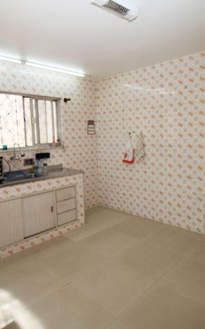 Casa à venda com 300m², 2 quartos e 4 vagasCozinha