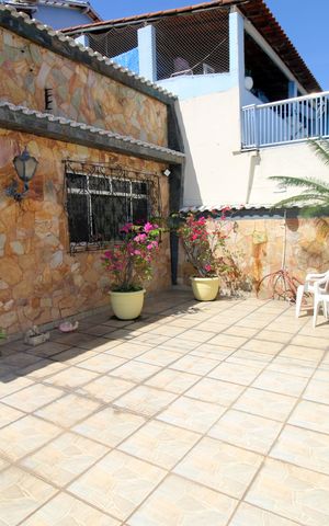 Casa à venda com 300m², 2 quartos e 4 vagasQuintal - Frente