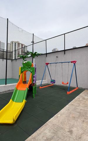 Apartamento à venda com 138m², 2 quartos e 2 vagas Apartamento à venda com 138m², 2 quartos e 2 vagasÁrea comum - Playground