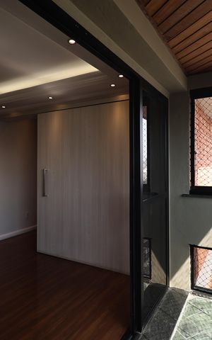 Apartamento à venda com 138m², 2 quartos e 2 vagas Apartamento à venda com 138m², 2 quartos e 2 vagasSacada