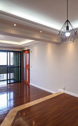 Apartamento à venda com 138m², 2 quartos e 2 vagas Apartamento à venda com 138m², 2 quartos e 2 vagasSala
