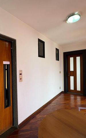 Apartamento à venda com 138m², 2 quartos e 2 vagas Apartamento à venda com 138m², 2 quartos e 2 vagasHall de entrada