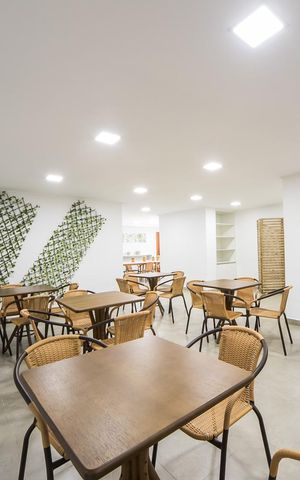 Apartamento à venda com 138m², 2 quartos e 2 vagas Apartamento à venda com 138m², 2 quartos e 2 vagasÁrea comum - Salão de festas