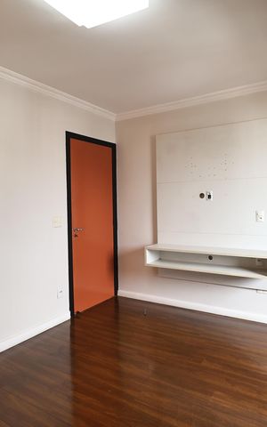 Apartamento à venda com 138m², 2 quartos e 2 vagas Apartamento à venda com 138m², 2 quartos e 2 vagasSuite