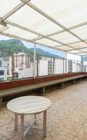 Apartamento à venda com 80m², 2 quartos e sem vagaÁrea comum