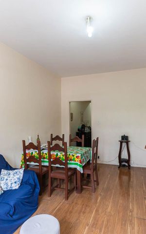 Apartamento à venda com 80m², 2 quartos e sem vagaSala