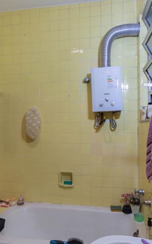 Apartamento à venda com 80m², 2 quartos e sem vagaBanheiro