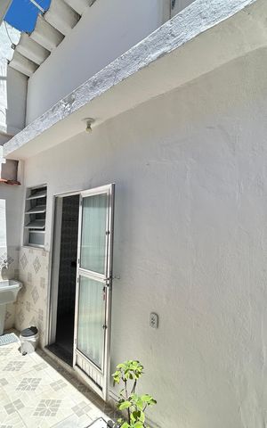 Casa de condomínio para alugar com 96m², 4 quartos e 1 vagaÁrea de Serviço