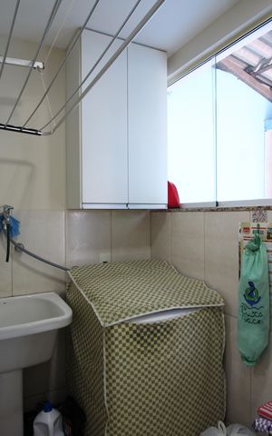 Casa de condomínio à venda com 110m², 3 quartos e 2 vagasÁrea de Serviço