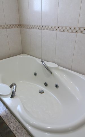 Casa de condomínio à venda com 110m², 3 quartos e 2 vagasQuarto 3 - Suíte