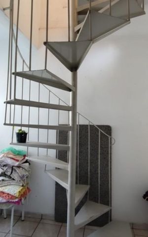 Casa à venda com 199m², 3 quartos e 2 vagas