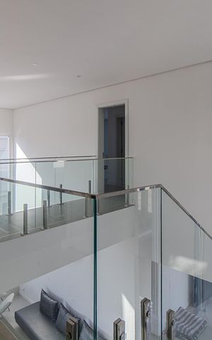 Casa de condomínio à venda com 309m², 3 quartos e 4 vagasCorredor
