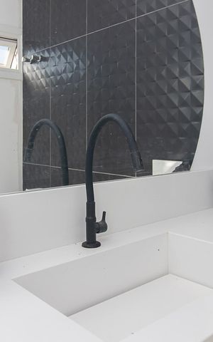 Casa de condomínio à venda com 309m², 3 quartos e 4 vagasLavabo externo