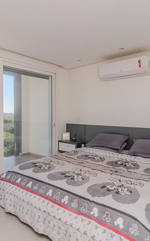 Casa de condomínio à venda com 309m², 3 quartos e 4 vagasQuarto 3 - Suíte