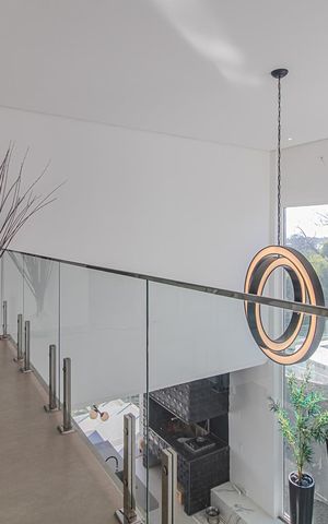 Casa de condomínio à venda com 309m², 3 quartos e 4 vagasCorredor