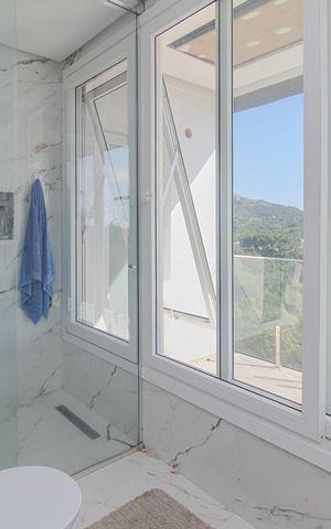 Casa de condomínio à venda com 309m², 3 quartos e 4 vagasBanheiro da Suíte 3