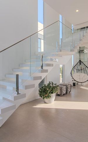 Casa de condomínio à venda com 309m², 3 quartos e 4 vagasSala