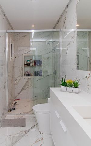 Casa de condomínio à venda com 309m², 3 quartos e 4 vagasBanheiro da Suíte 2