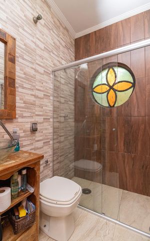 Casa à venda com 308m², 3 quartos e 2 vagasBanheiro 2