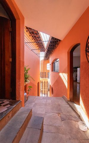 Casa à venda com 308m², 3 quartos e 2 vagasCorredor