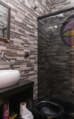 Casa à venda com 308m², 3 quartos e 2 vagasBanheiro 3